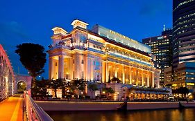 Fullerton Hotel